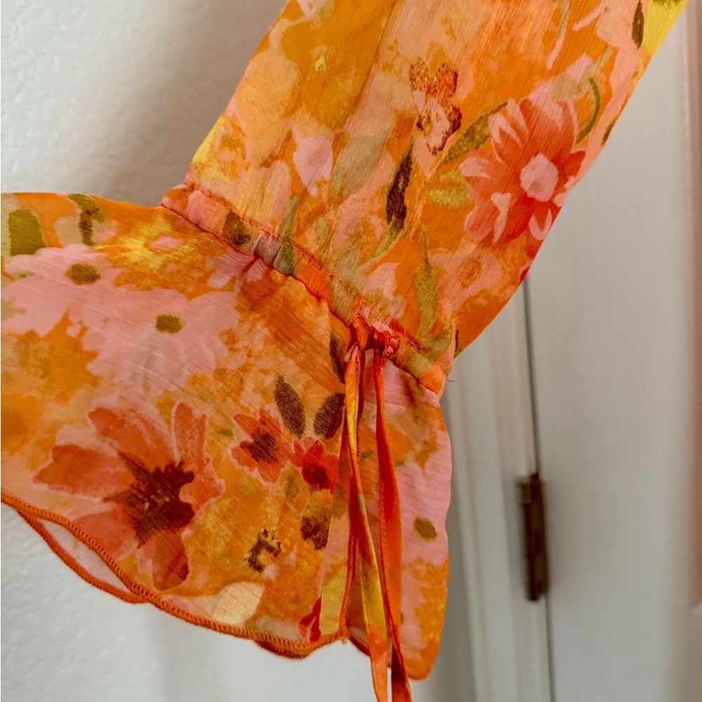 Floral Ruffle Duster - Picture 4 of 10